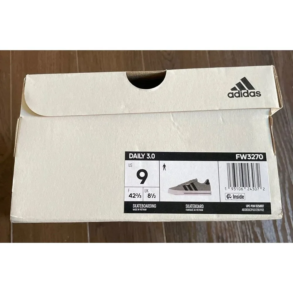 Adidas empty‎ shoe box